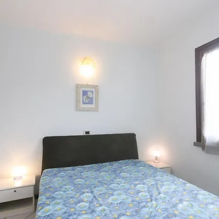 Bilocale Il Porto N.23 Порт-Аццурро